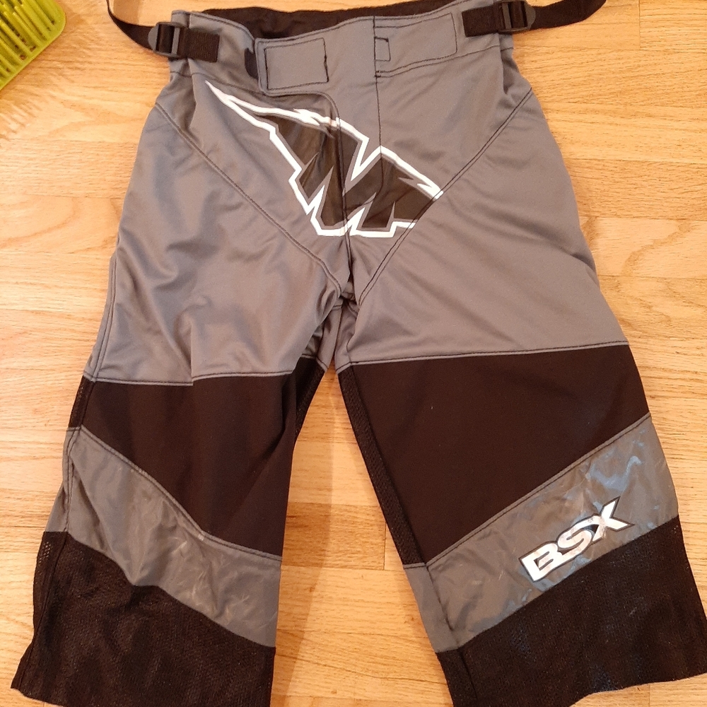 Mission BSX Mountain Bike BMX Shorts Juniors Small